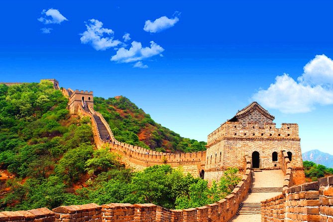 Great Wall of China at Badaling and Ming Tombs Day Tour From Beijing - Climbing the Great Wall