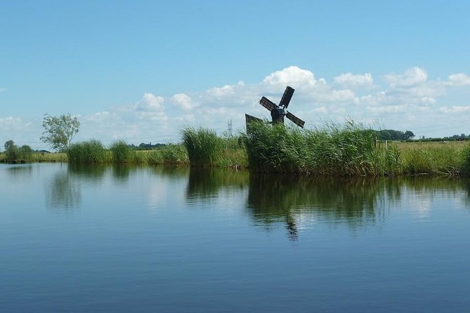 Guided Canoe Adventure With Picnic Lunch in Waterland From Amsterdam - Trip Confirmation and Accessibility