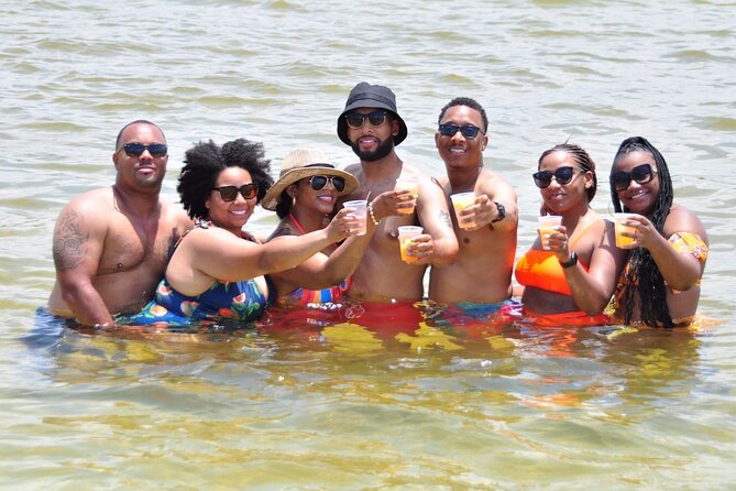 Half-Day Private Party Boat and Snorkeling in Punta Cana - Onboard Amenities