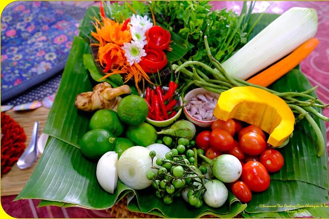 Half-Day Thai Cooking Class With Organic Ingredients - Market Tour for Fresh Ingredients