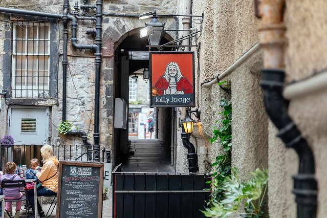 Highlights & Hidden Gems With Locals: Best of Edinburgh Private Tour - Cancellation Policy
