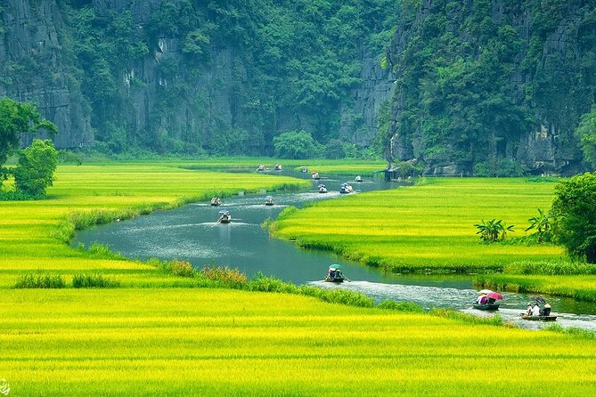 Hoa Lu Tam Coc Full Day Including Buffet Lunch - Tam Coc River Ride