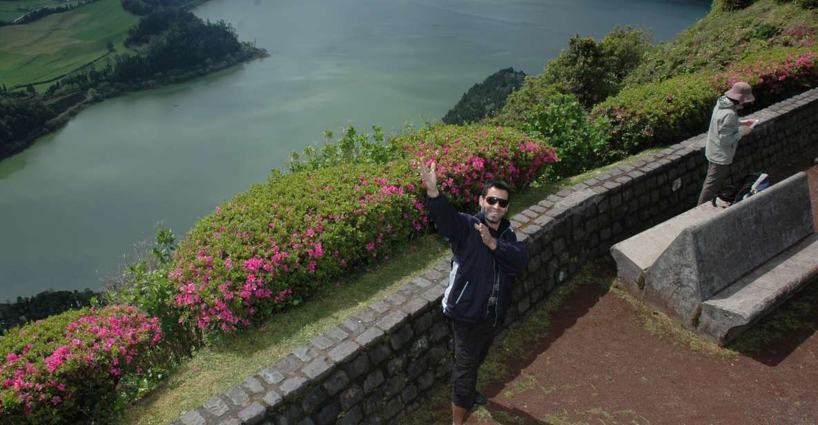 Hot Springs & Waterfalls & Tea Plantation - Inclusions