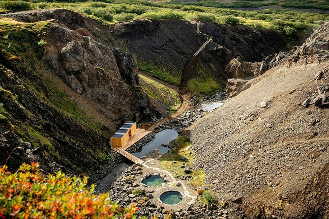 Husafell Canyon Baths Tour - Guided Experience