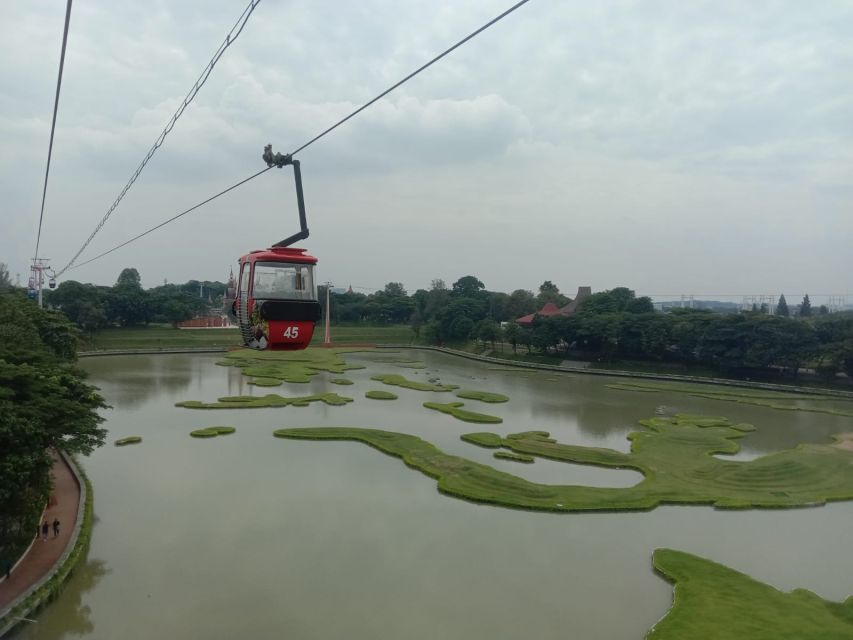 Indonesia Miniature in Park and Jakarta Highlights Tour - Exploring the National Museum