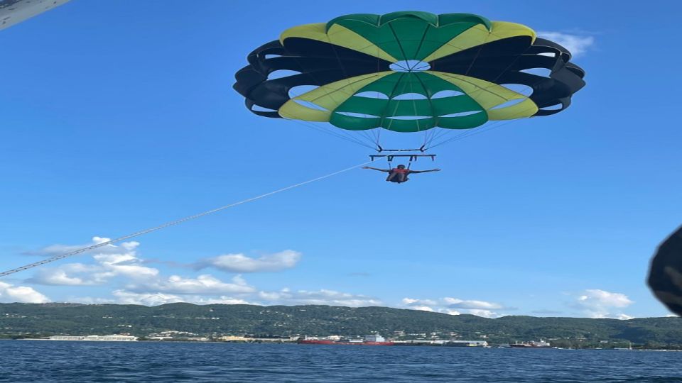 Jet Ski Parasailing & Margaritaville Tour In Montego Bay - Inclusions