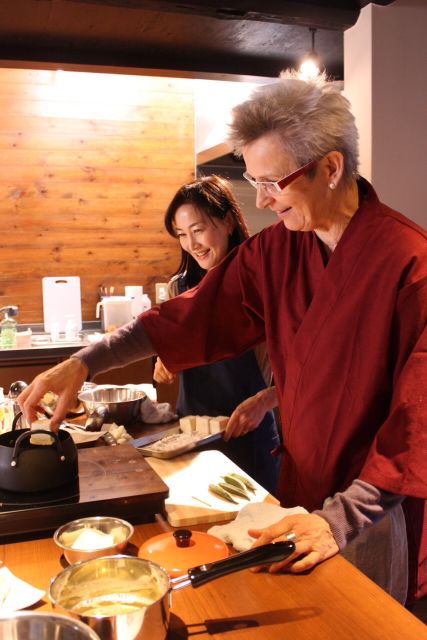 Kyoto: Morning Japanese Bento Cooking Class - Group Size and Accessibility