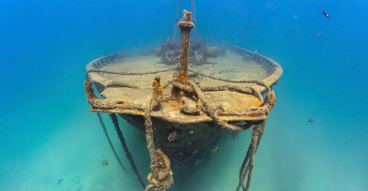 La Paz: Shipwreck Diving Experience - Penetrating the Sunken Ship