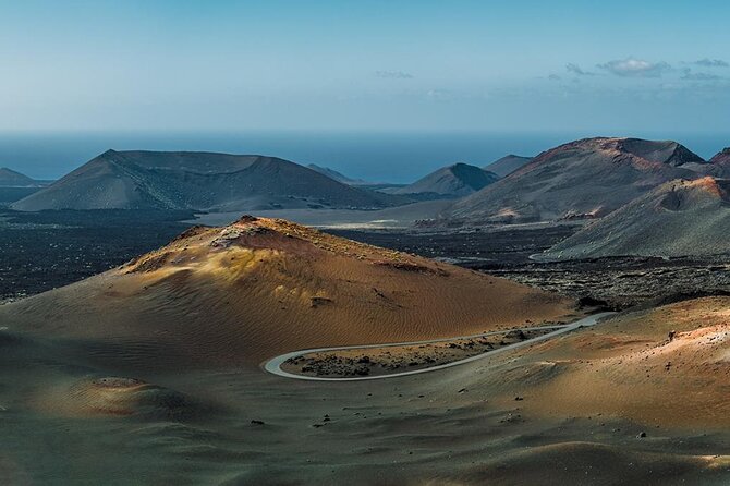 Lanzarote Grand Tour - Meeting and Pickup