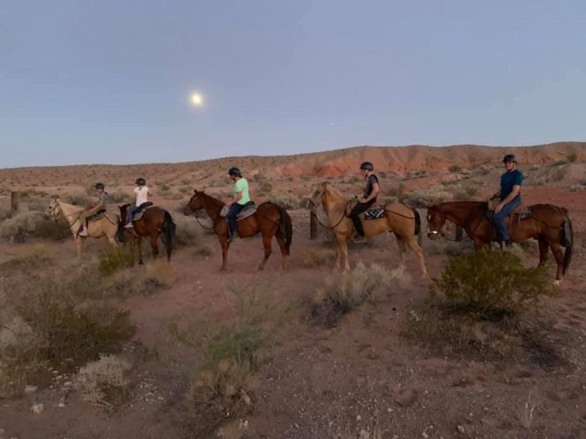 Las Vegas: Sunset Horseback Riding Tour With BBQ Dinner - Stunning Mountain Scenery