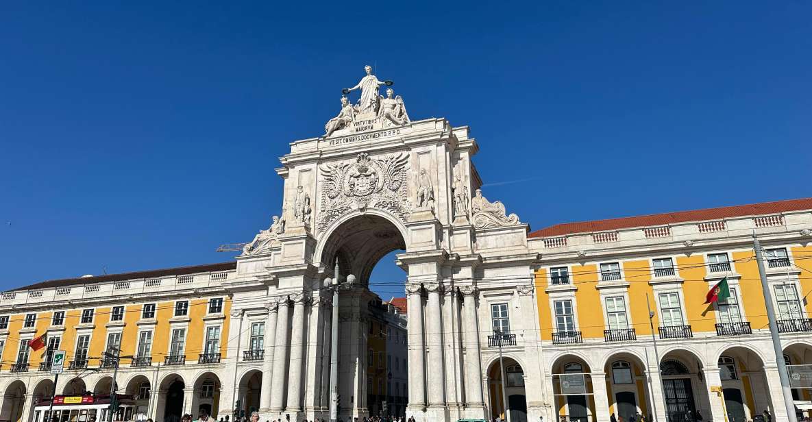 Lisbon: Arch Augusta, Baixa, Chiado Y Alfama Walking Tour - Guided Experience Highlights