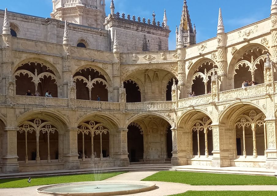 Lisbon: Belem Tour & Jeronimos Monastery Skip-the-Line Entry - Guided Tour of Belem