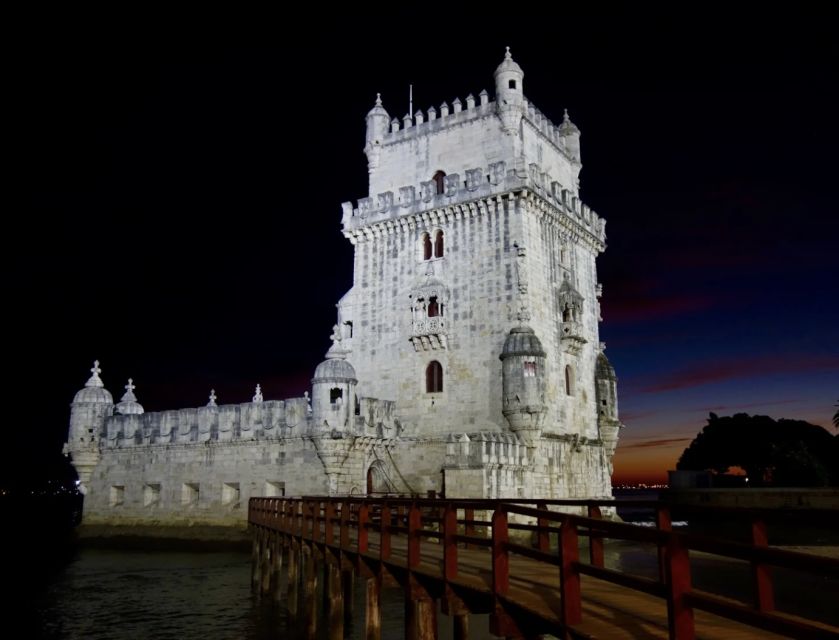 Lisbon by Night Private Tour - Inclusions