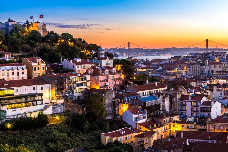 Lisbon: Live Fado Show With Dinner - Savoring Portuguese Cuisine