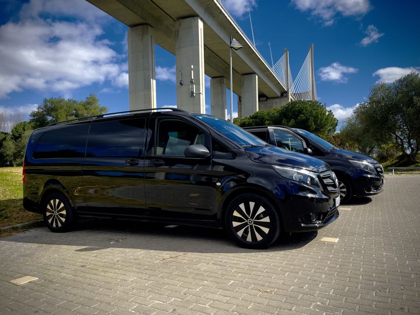 Lisbon: Private Transfer From Lisbon Airport To/From Cascais - Personalized Meet and Greet