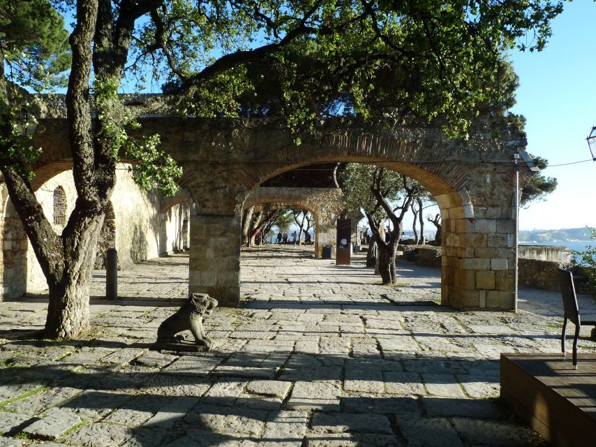 Lisbon: St Georges Castle Skip-the-Line Tour - Key Experience Highlights