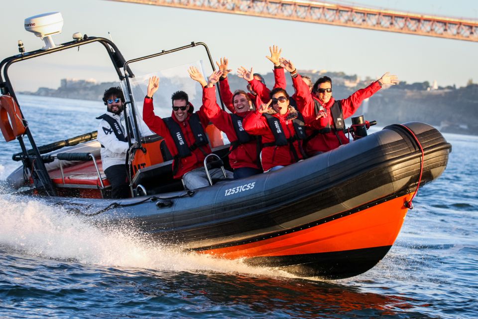 Lisbon: Sunset Speedboat Tour With Complimentary Drink - Itinerary Highlights