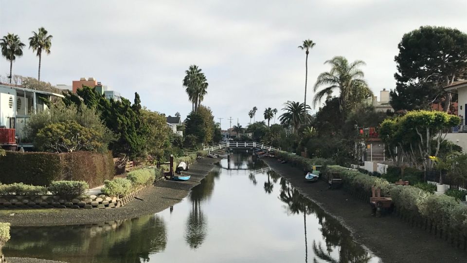 Los Angeles Outdoor Escape Game: Venice Boardwalk - Famous Streets and Shops