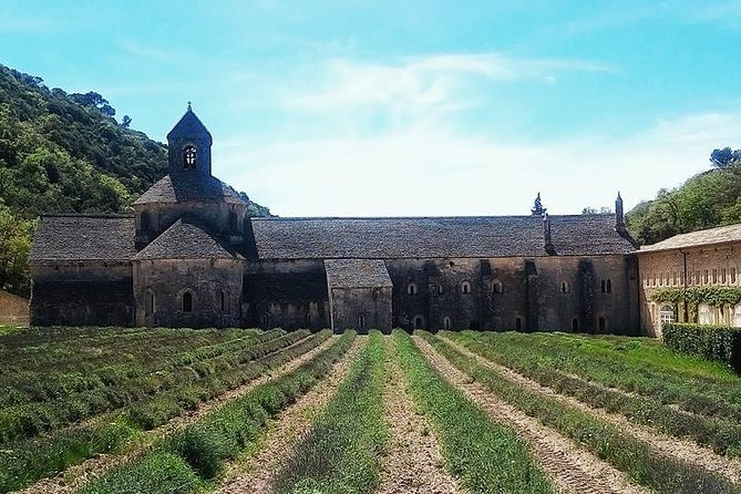 Luberon Market & Villages Day Trip From Aix-En-Provence - Cancellation Policy