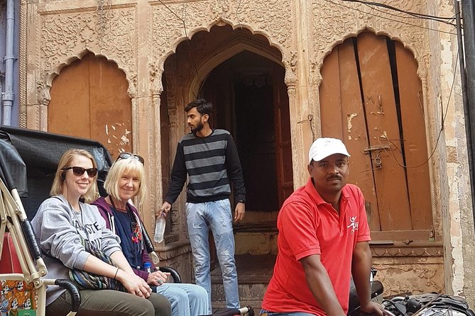 Luxury Rickshaw Tour of Old Delhi - Inclusions and Accessibility