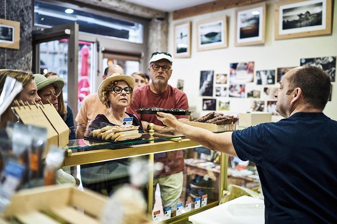 Lyon Old Town Half-Day Walking Food Tour With Local Specialties Tasting & Lunch - Tour Duration and Itinerary