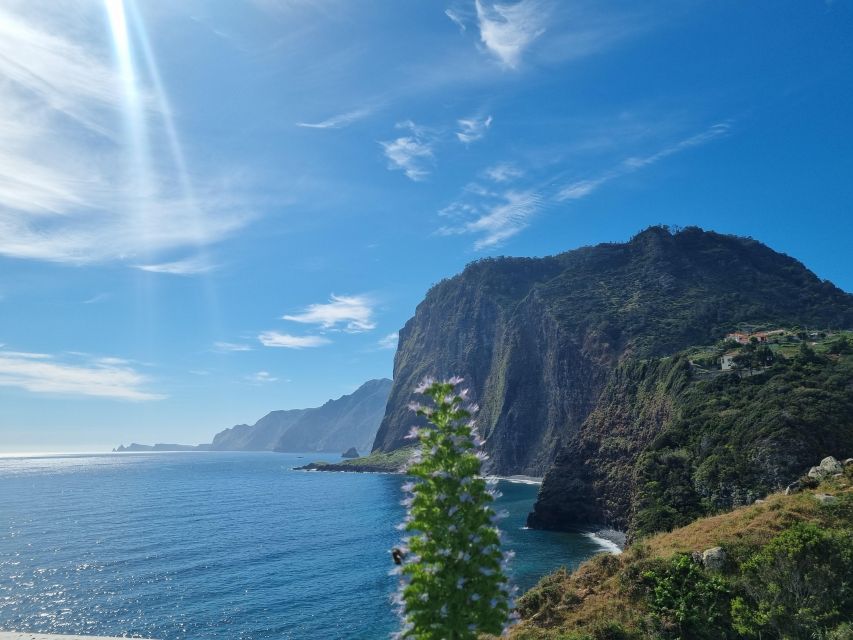 Madeira : Santana, Pico Arieiro, Walk Full Day 4x4 Jeep Tour - Languages and Pickup Information