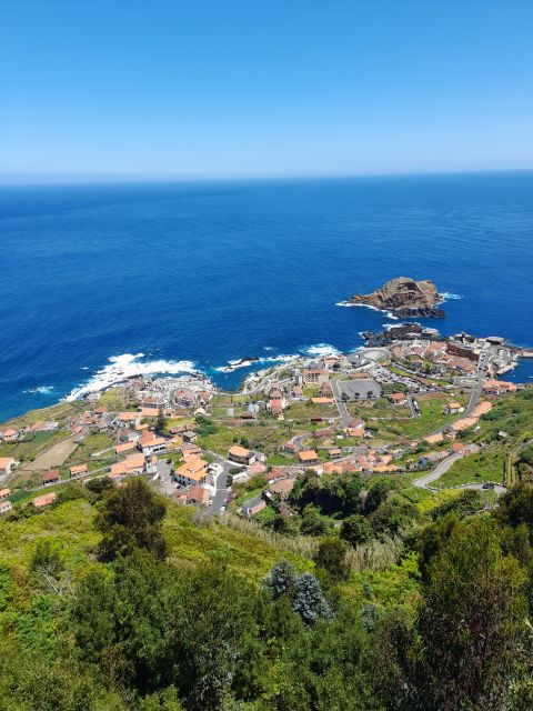 Madeira: West and East Madeira Tour With Snacks and Drinks - Itinerary Highlights