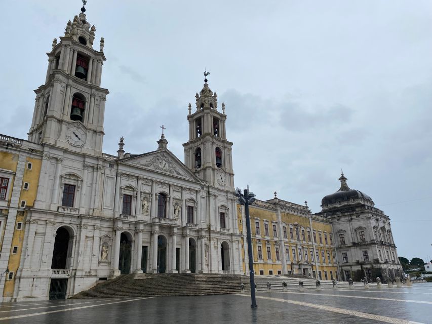 Mafra, Ericeira & Queluz: Full-day Private Transport - Mafra National Palace