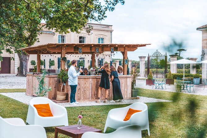 Medoc Small-Group Wine Tour With Tastings & Chateau Visits From Bordeaux - Wine Tasting and Cellar Tours