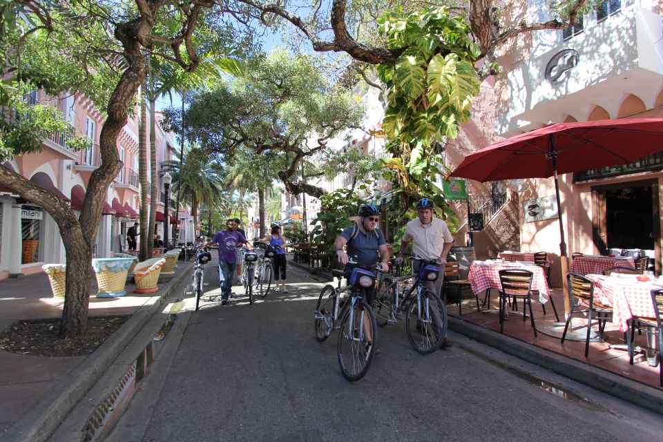 Miami: Bike Rental - Ride to South Pointe Park