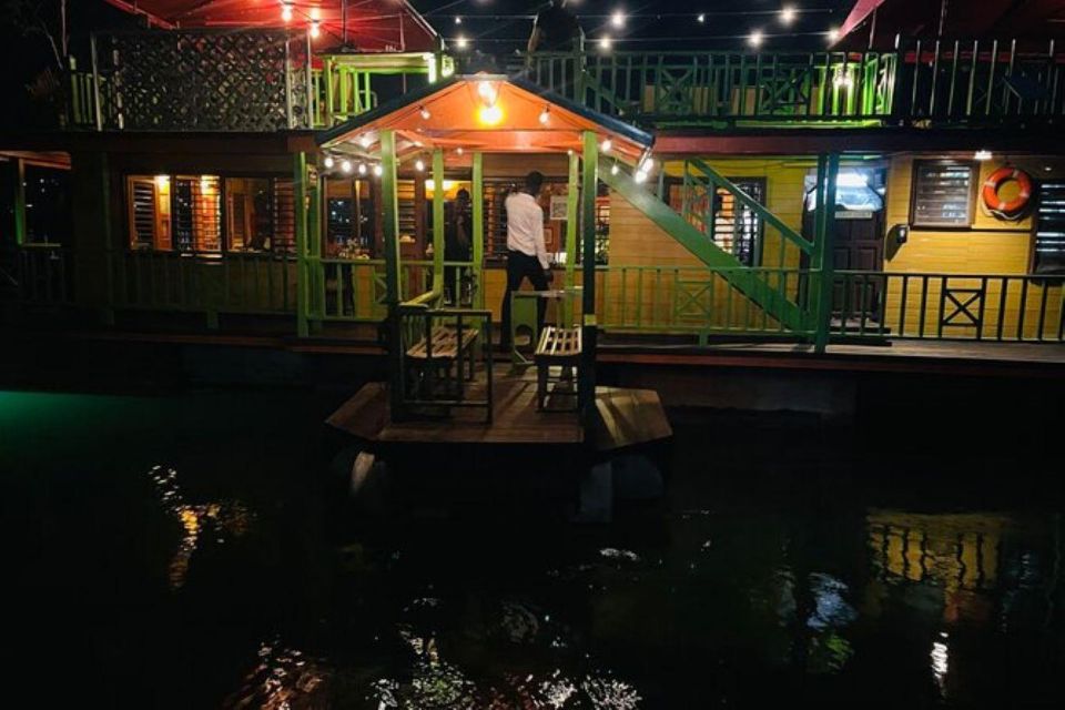 Montego Bay: Private Transportation to Houseboat Restaurant - Customizing Transportation Service