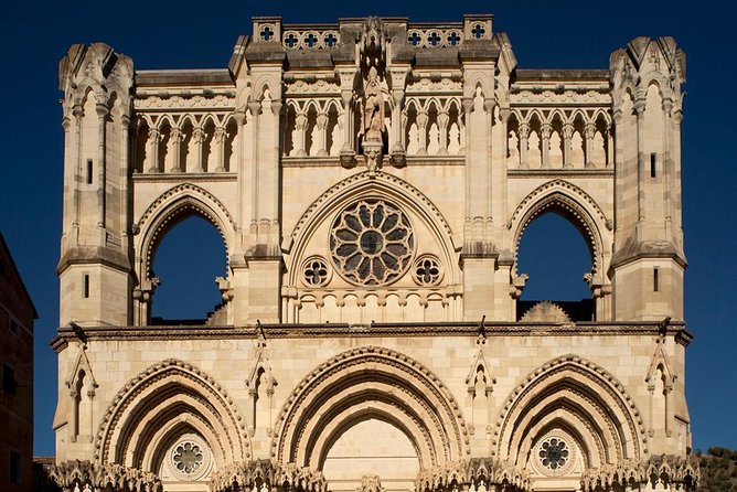Monumental Basin Day Guided Tour - Guided Walking Tour