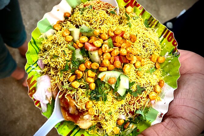 Mumbai Street Food Tour - Snacks, Beverages, and Desserts