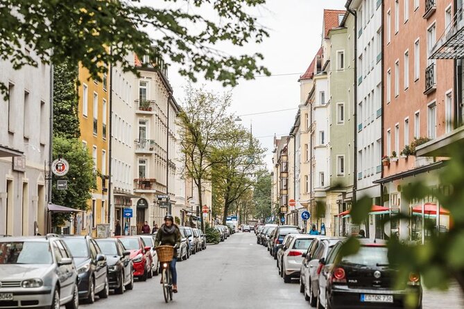 Munich Private Custom Walking Tour With a Local - Meeting and Pickup