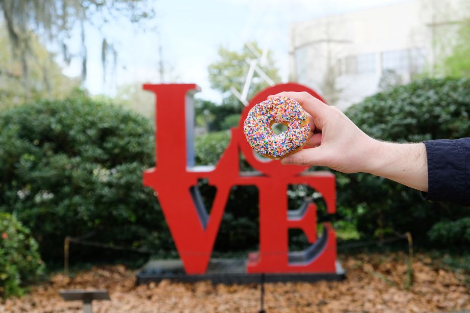 New Orleans: Guided Delicious Beignet Tour With Tastings - Exploring Magazine Streets Eateries