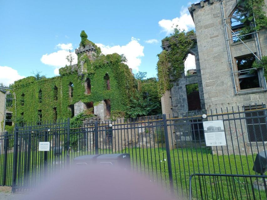 New York City: Roosevelt Island Walking Tour With Tram Ride - History of Roosevelt Island