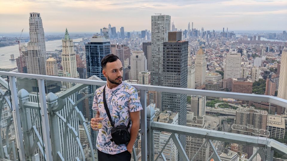 New York Rooftop Pub Crawl - Diverse Group Interactions