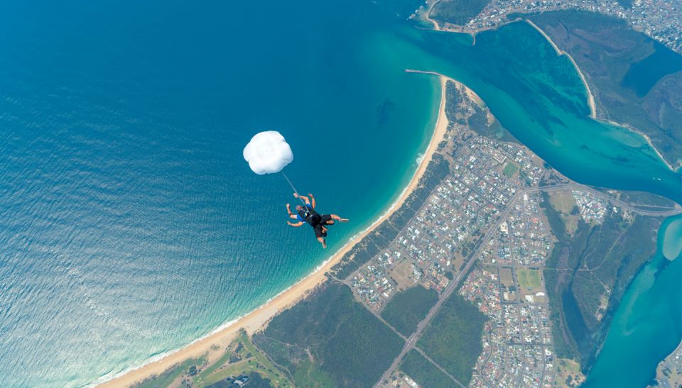 Newcastle: Tandem Beach Skydive With Optional Transfers - Inclusions