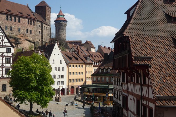 Nuremberg Old Town Walking Tour in English - Key Points