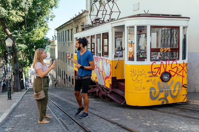 Off the Beaten Track in Lisbon: Lapa Private Tour - Madragoa: Historic Streets and Vistas