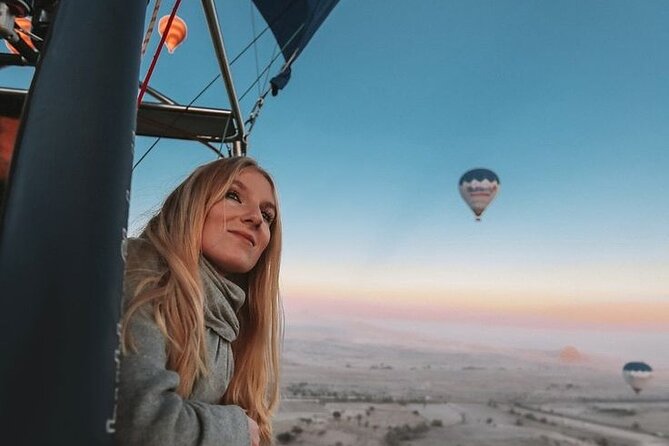 One Hour Cappadocia Hot Air Balloon Tour on Fairy Chimneys - Small Aperitif Breakfast Before Flight