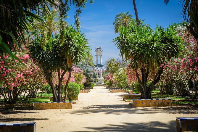 One-way Private Transfer From/To Sevilla Airport - Included Services and Amenities
