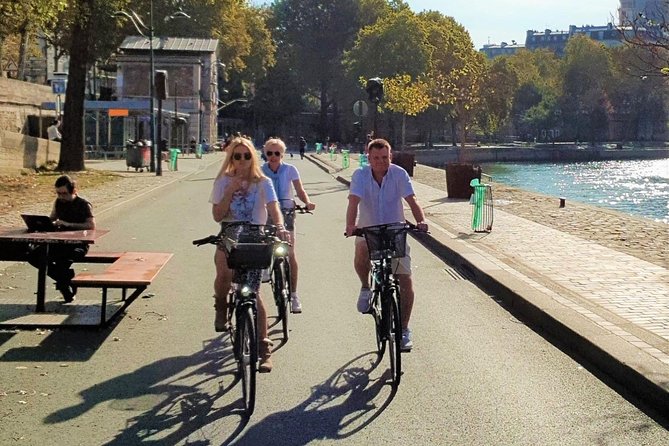 Paris: Charming Nooks and Crannies Bike Tour - Tour Duration and Fitness Level