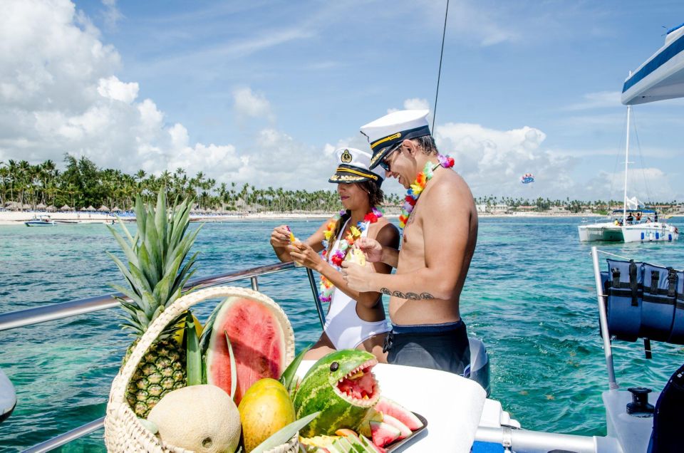 Party Boat / Catamaran Party in Punta Cana - Inclusions