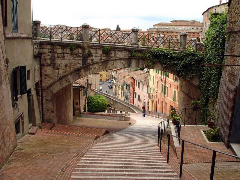 Perugia: Private City Tour With Rocca Paolina and Cathedral - Exploring Rocca Paolina