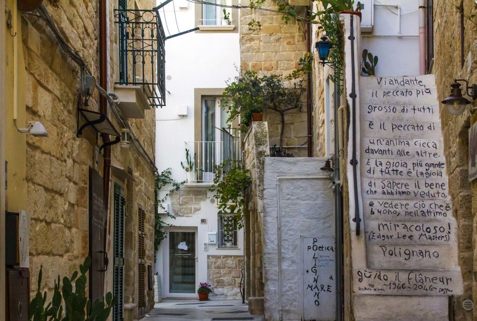 Polignano a Mare Walking Tour - Seaside Charm and Architectural Gems