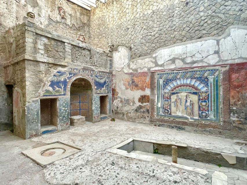 Pompeii and Herculaneum: Guided Tour With an Archaeologist - Frescoes, Mosaics, and Marble Decorations