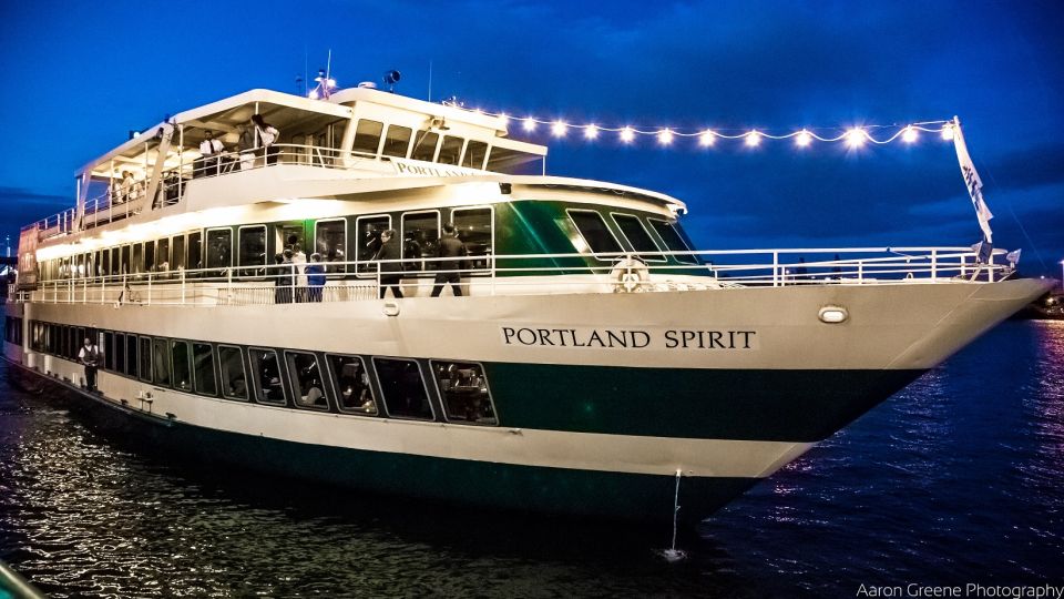 Portland: Willamette River 2.5-hour Dinner Cruise - Availability & Booking