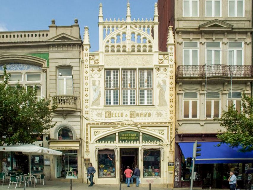 Porto: Historic E-Bike Tour With a Guide - Included Amenities