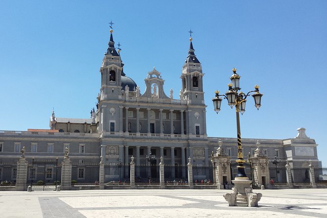 Private 3-Hour Small-Group Tour in Madrid - Flexible Itinerary